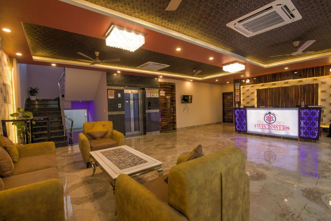 Twin Towers Bed & Breakfast Greater Noida Ngoại thất bức ảnh