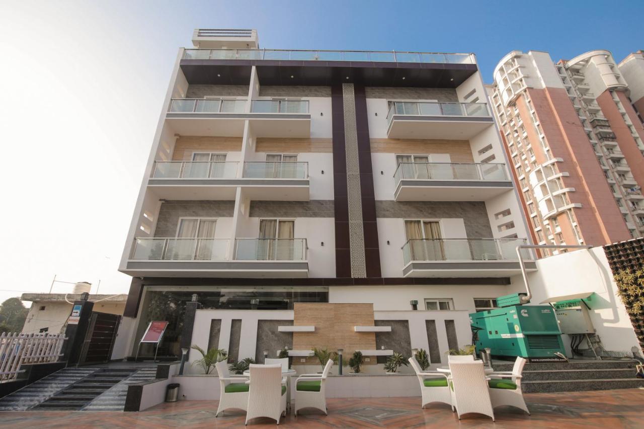 Twin Towers Bed & Breakfast Greater Noida Ngoại thất bức ảnh