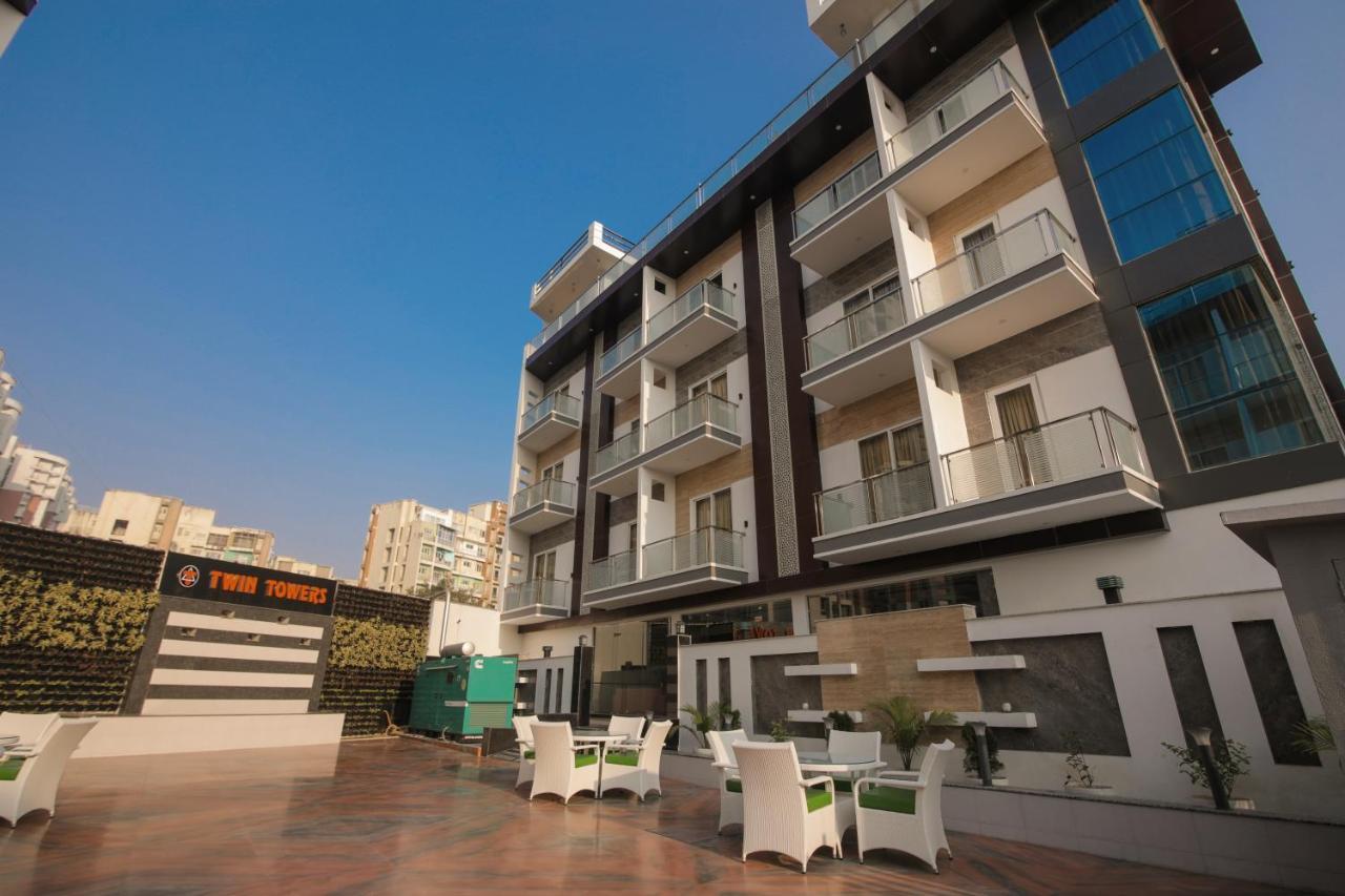 Twin Towers Bed & Breakfast Greater Noida Ngoại thất bức ảnh